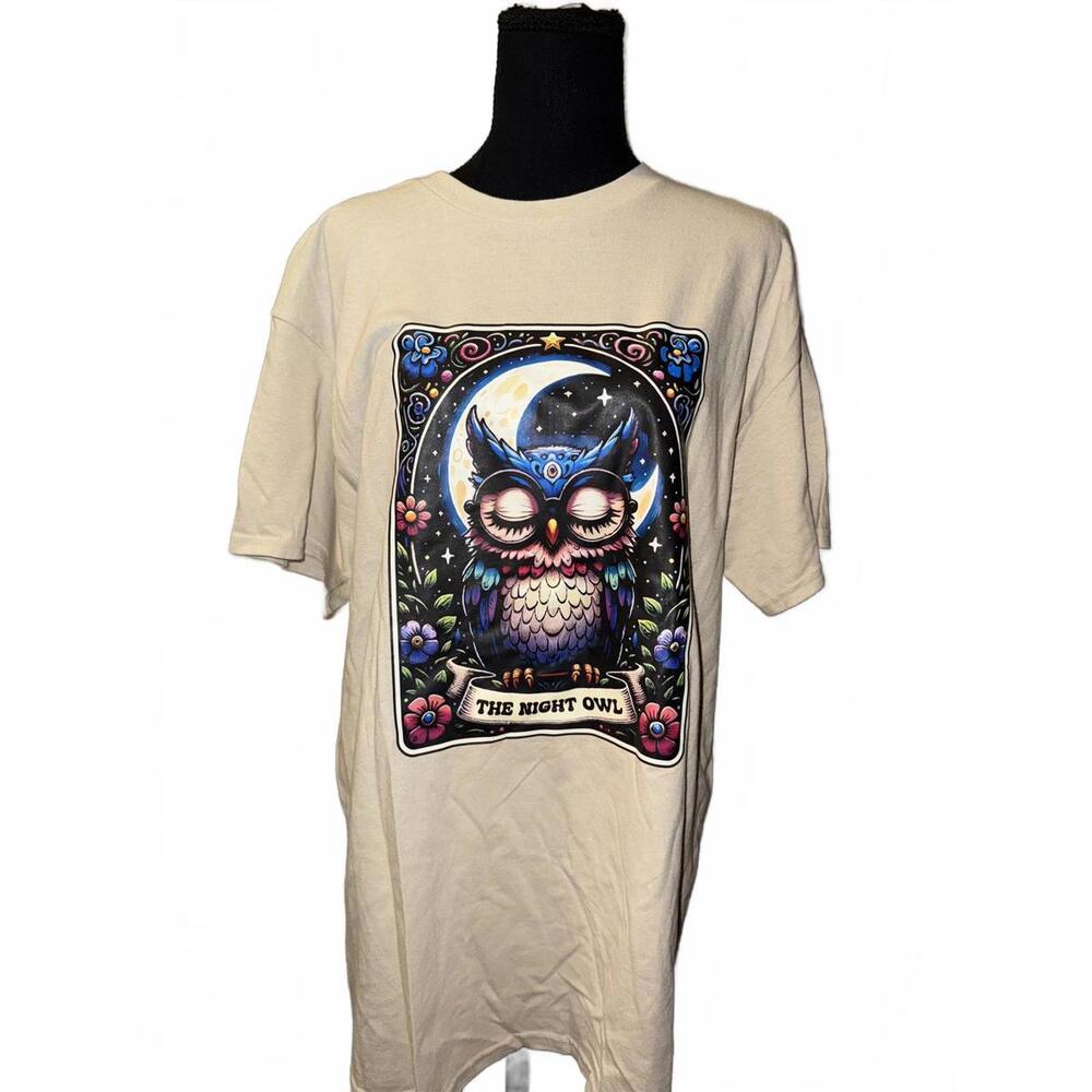 Gildan Night Owl Graphic Tee Large Cream